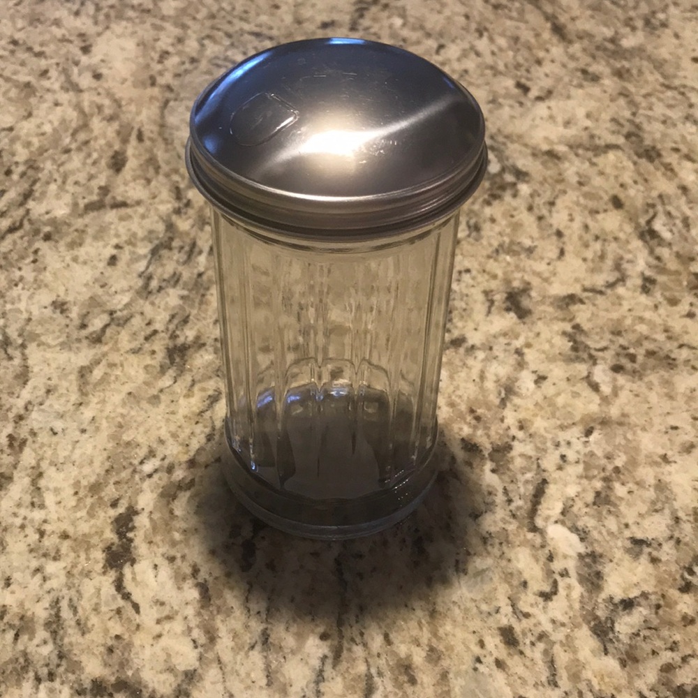 Sugar dispenser